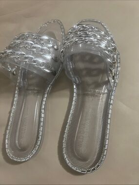 Wild Diva Clear Slide Sandals with Silver Chain Detail - Clear/Silver